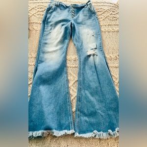 KANCAN DISTRESSED BUTTON UP JEANS SIZE 13